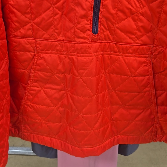 Red LL Bean quarter zip jacket with hood - Picture 4 of 8